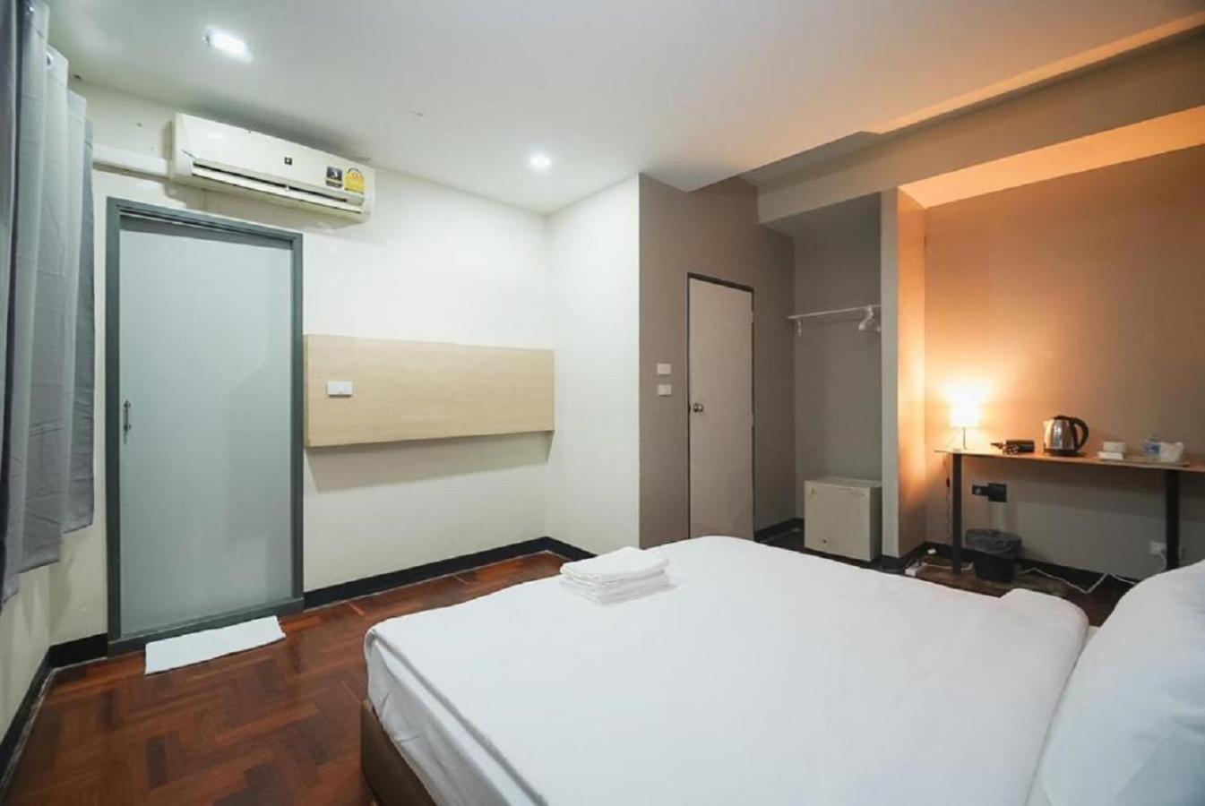 Apartment X Go Silom Road -bts Saint Louis