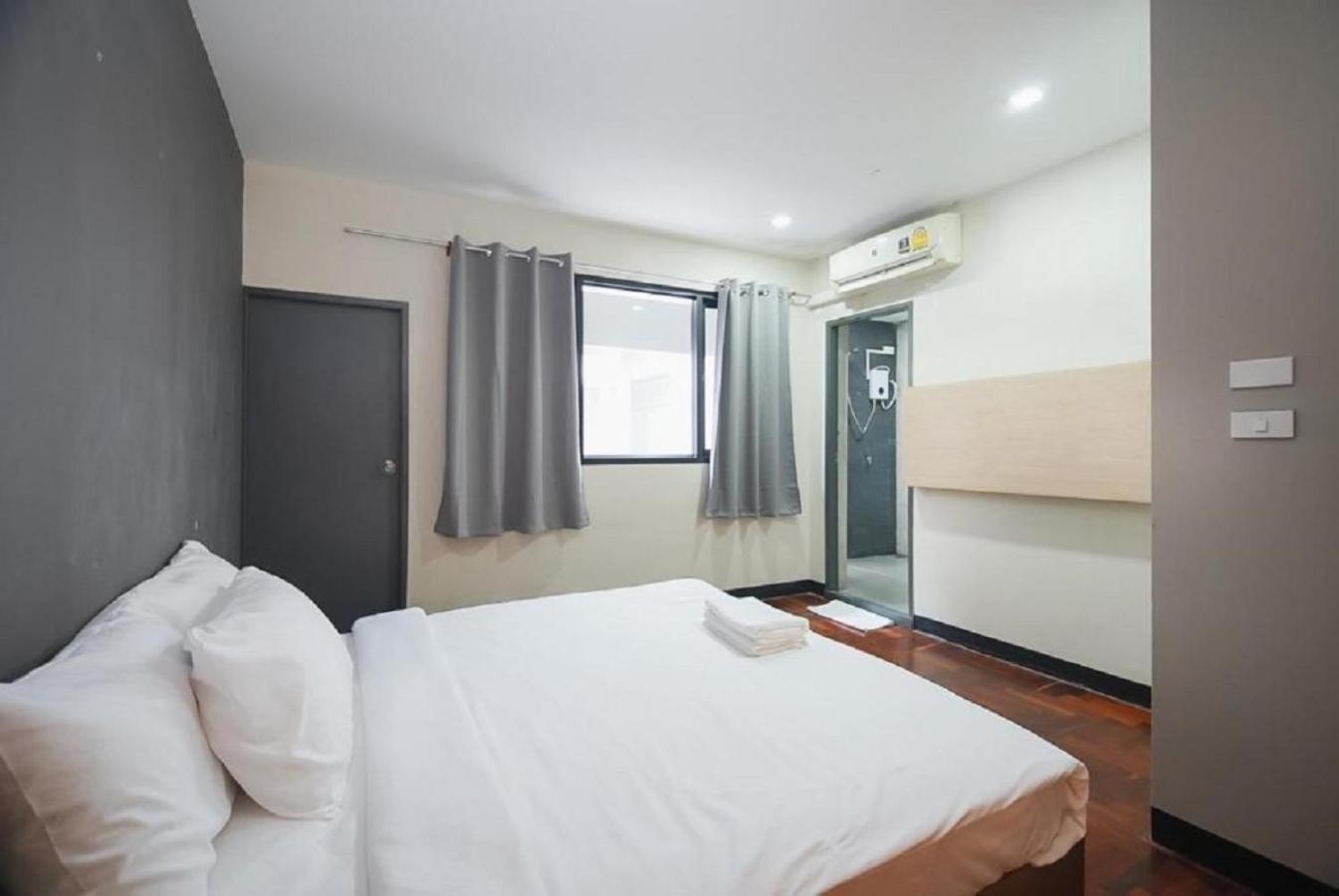 Apartment X Go Silom Road -bts Saint Louis *